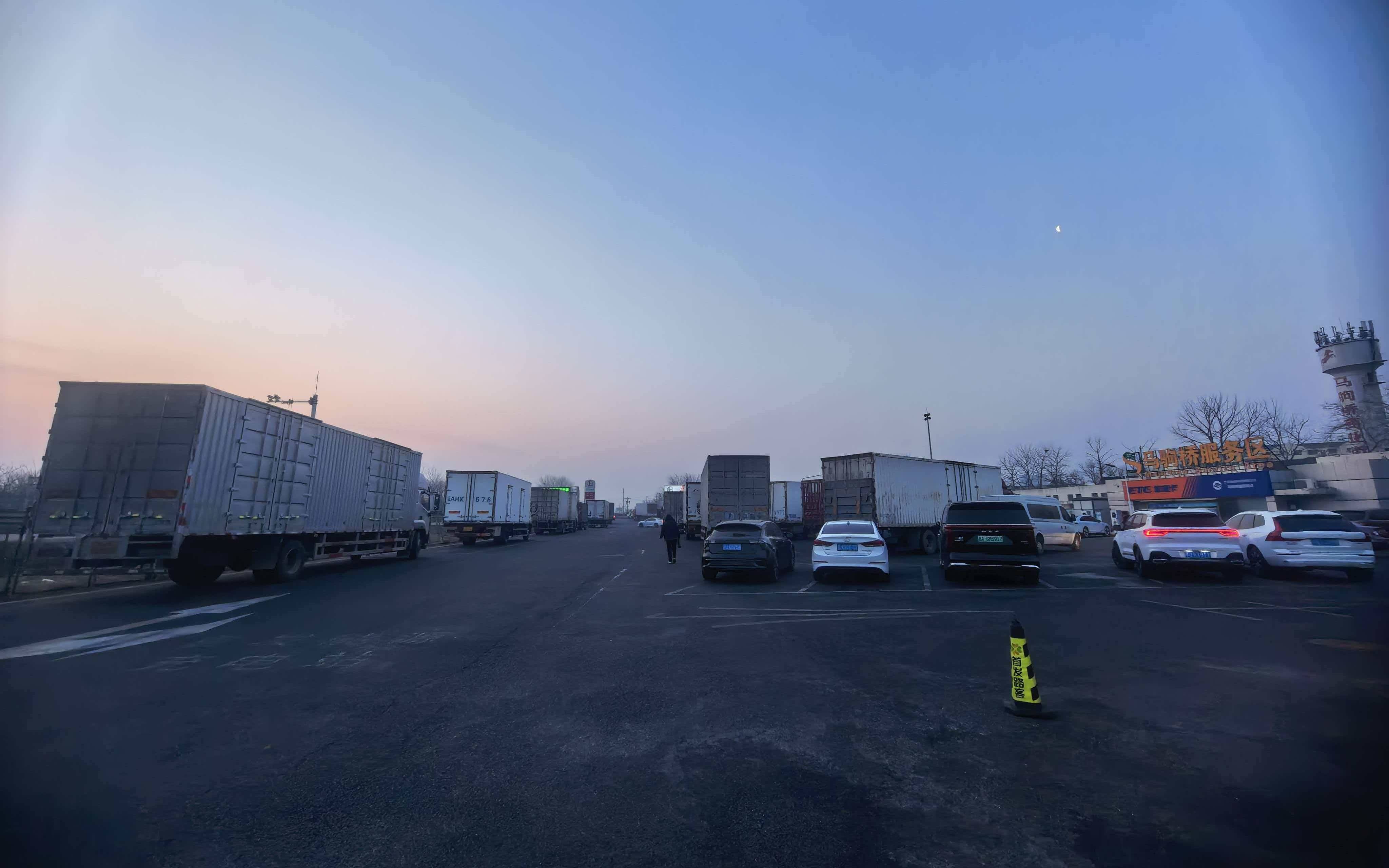 超充、换电、加氢高速路服务区实现多元补能pg电子试玩网站免费开车过新年|快充、(图3) 超充、换电、加氢高速路服务区实现多元补能pg电子试玩网站免费开车过新年|快充、(图3)